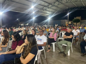 Encerramento do Junho Branco em Aroeiras do Itaim é marcado por palestra impactante sobre superação, fé e prevenção às drogas.