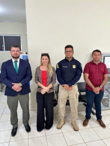 Prefeitura de Aroeiras do Itaim busca parceria com a Polícia Federal para coibir presença de animais soltos na PI-379.
